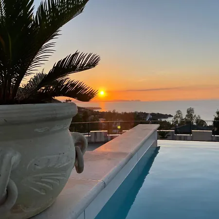 Maestrale Апартаменти *