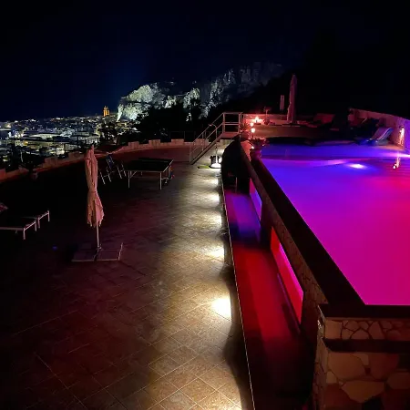 Maestrale Апартаменти *