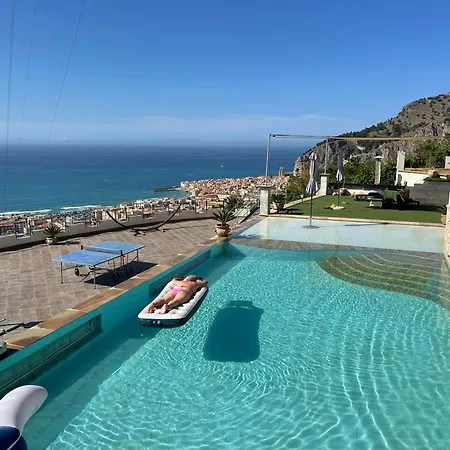 Maestrale Апартаменти *