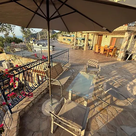 Maestrale Чефалу