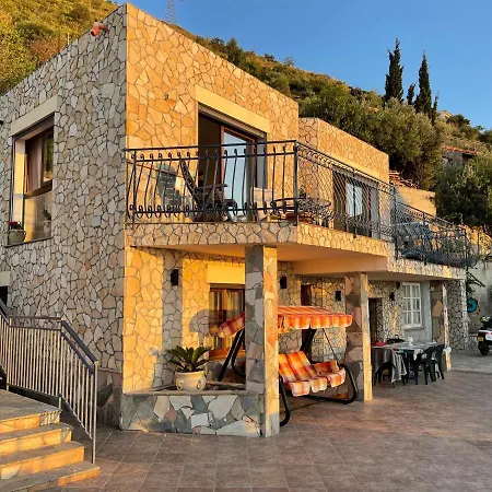 Maestrale Cefalu