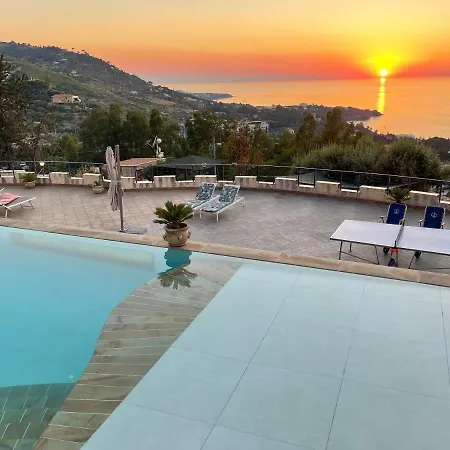 Maestrale Apartman *