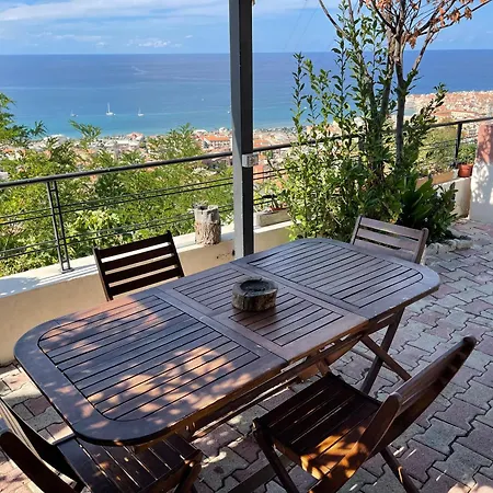 Apartment Maestrale *